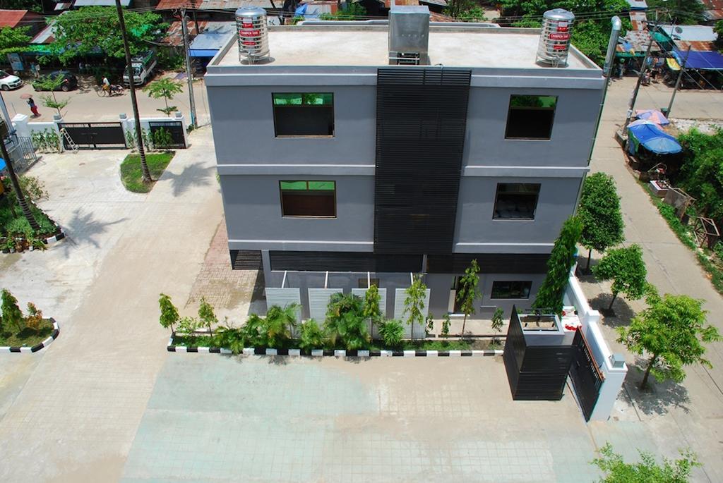 Hotel 72 Yangon Exterior foto