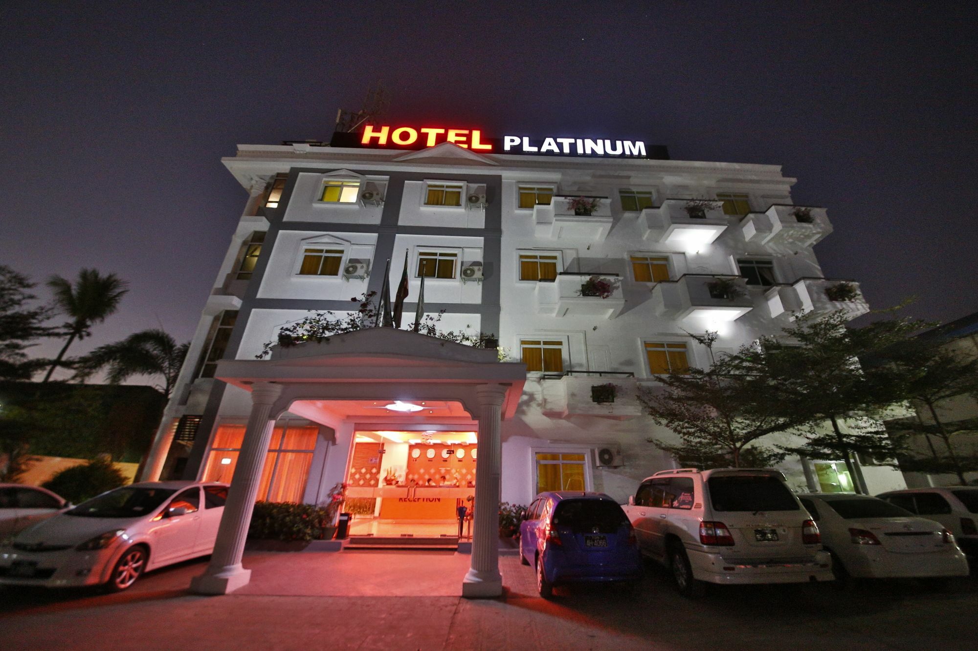 Hotel 72 Yangon Exterior foto