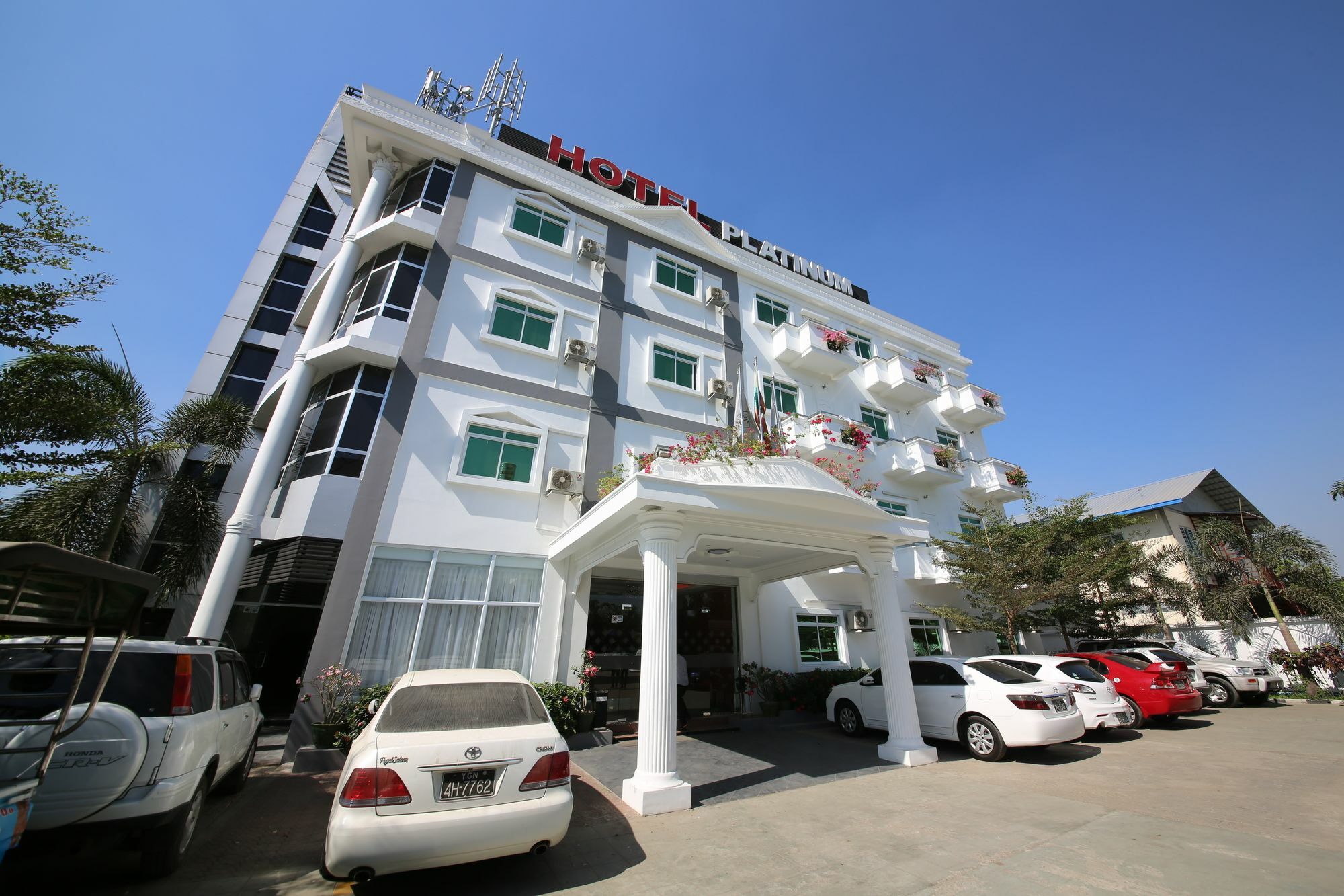 Hotel 72 Yangon Exterior foto